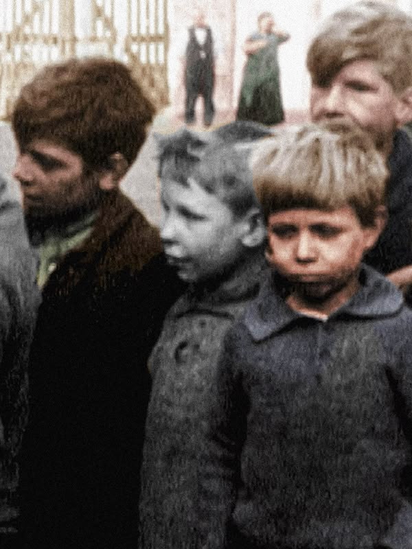Thirties in Colour: Countdown...